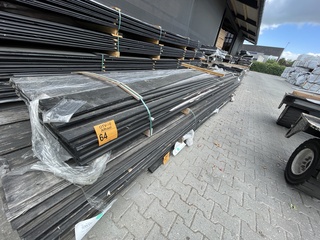 Ca. 45x Douglas Zweeds Rabat zwart gecoat , 12/24x195mm, lengte 500cm